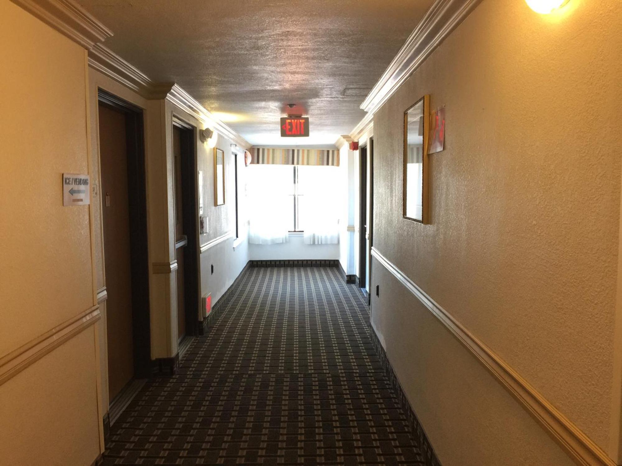 Pleasant Hill Inn エクステリア 写真