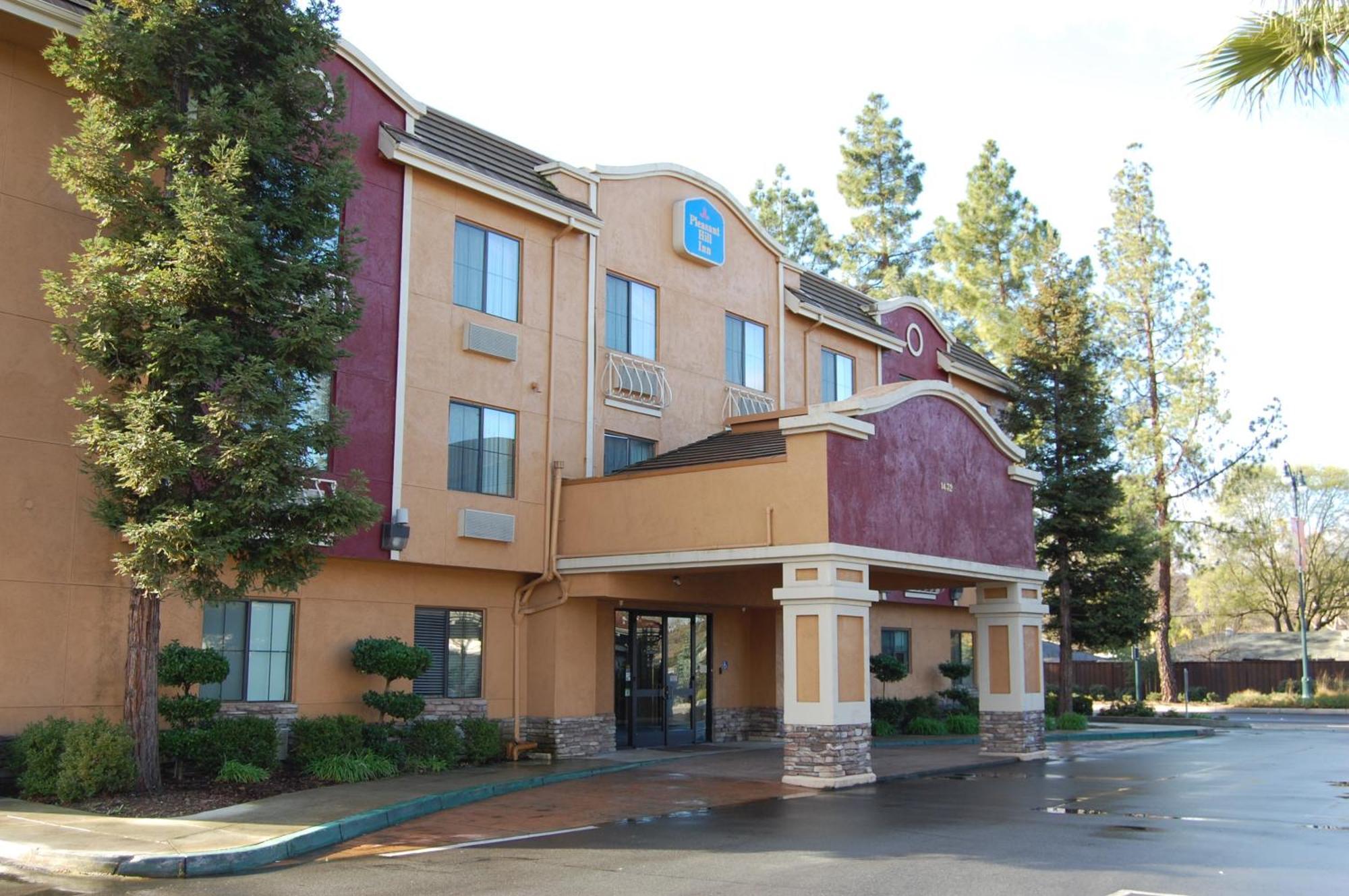 Pleasant Hill Inn エクステリア 写真