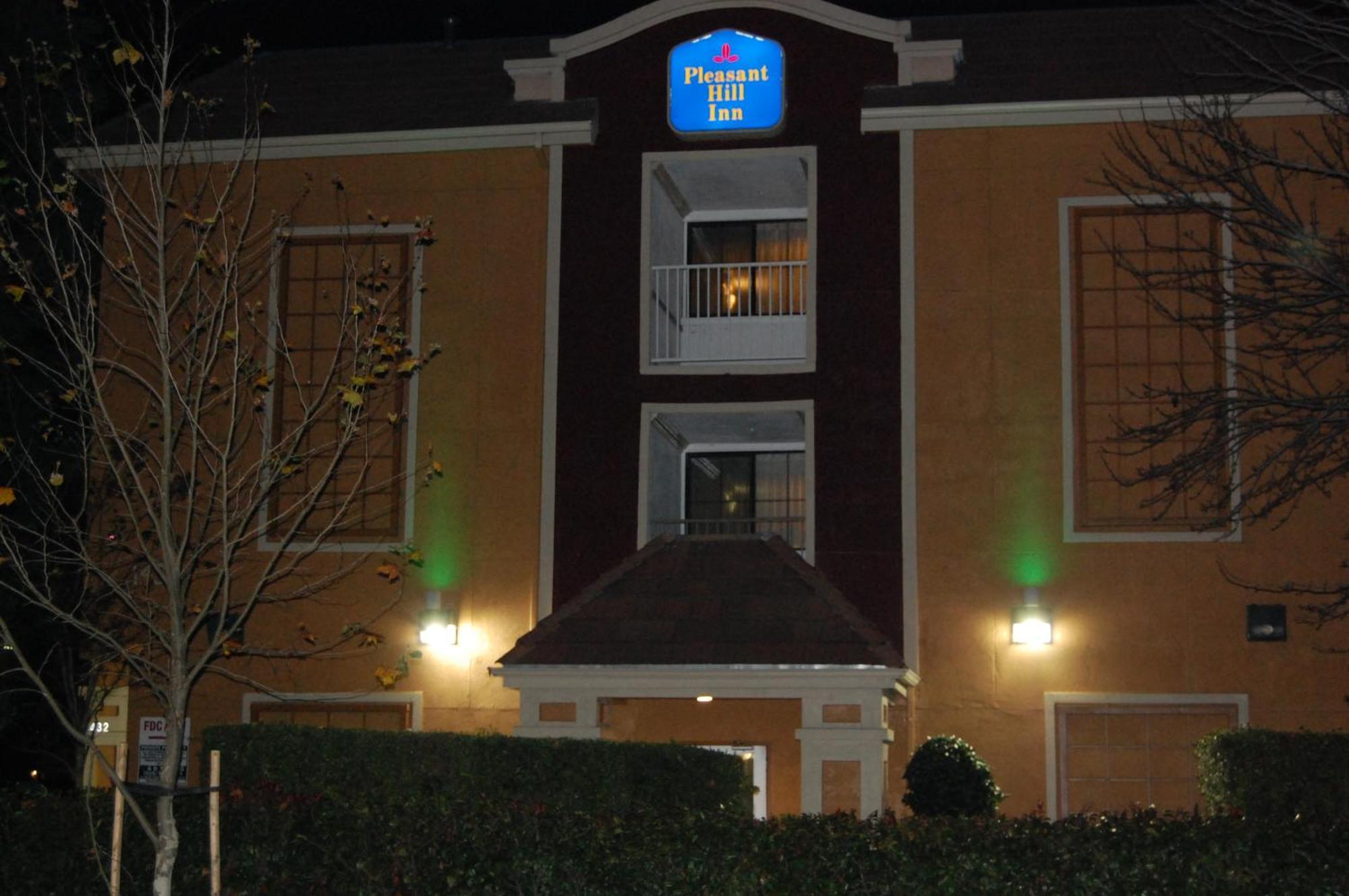 Pleasant Hill Inn エクステリア 写真