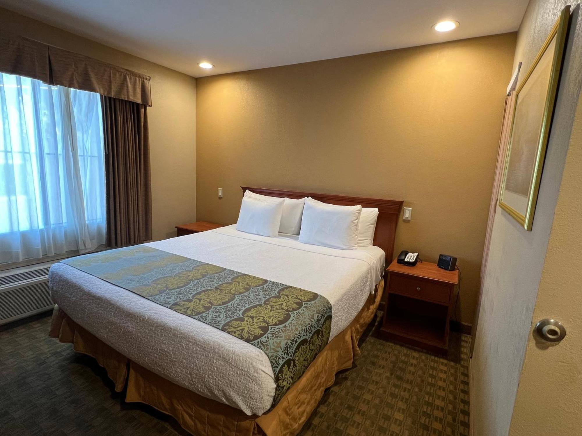 Pleasant Hill Inn エクステリア 写真