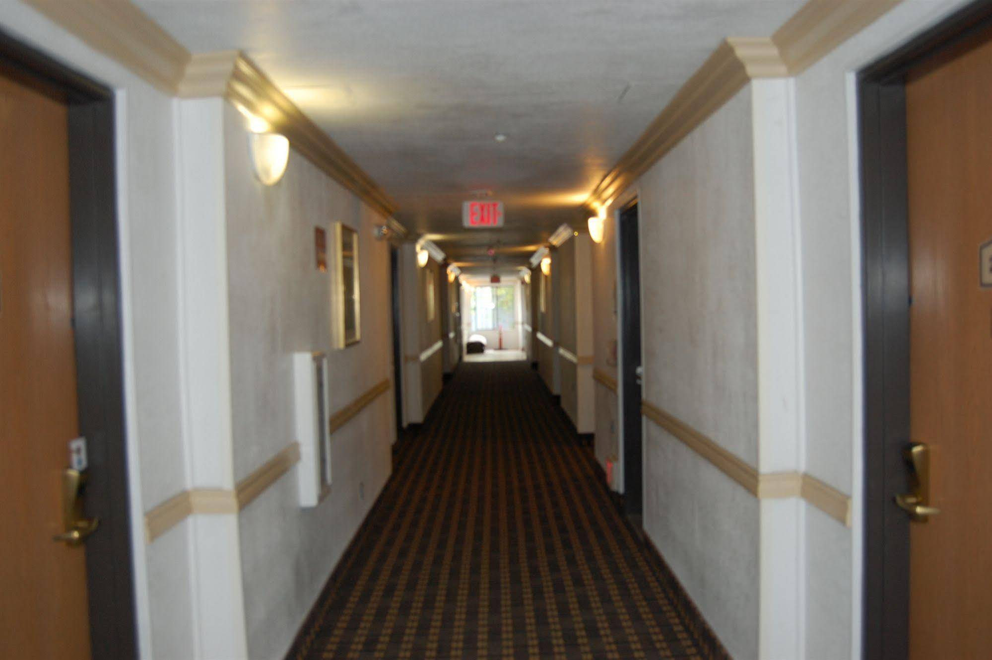 Pleasant Hill Inn エクステリア 写真